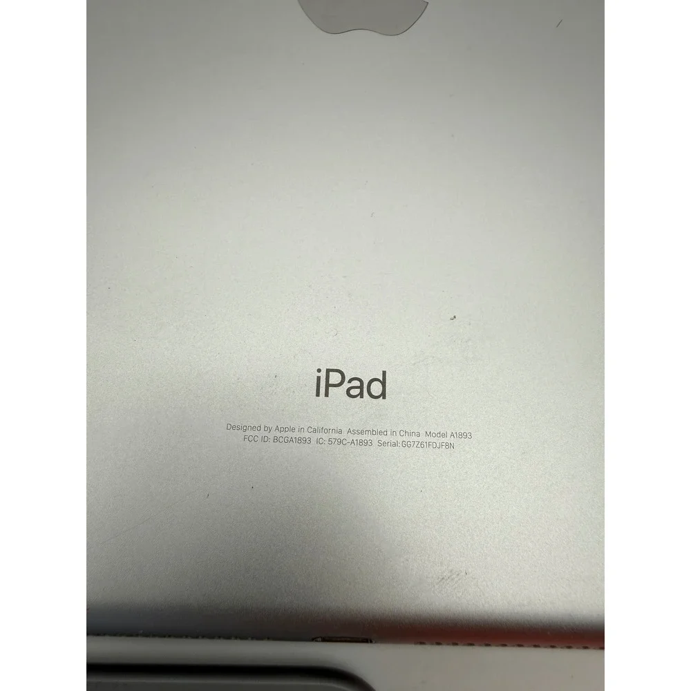 Apple iPhone iPad Lot 9 Devices Untested For Parts iPhone SE 6s 5c 4s iPad